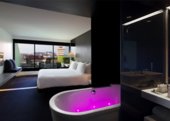 Doubletree by Hilton Lisbon moderniza quartos e zonas comuns