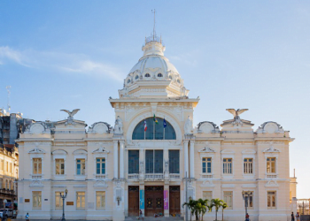 Volta Int.: “Vila Galé irá restaurar Palácio Rio Branco para futuro empreendimento hoteleiro”