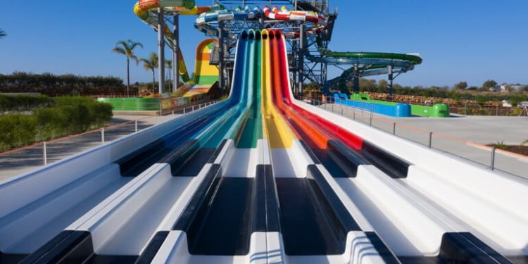 Slide & Splash reabre em abril com novos escorregas