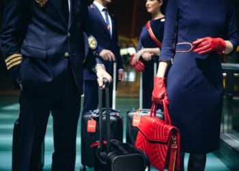 Iberia mantém-se no pódio das companhias aéreas mais pontuais do mundo em fevereiro, logo atrás da KLM