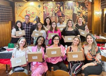 LATAM e Consolidador.com juntam agentes de viagens em jantar em Lisboa