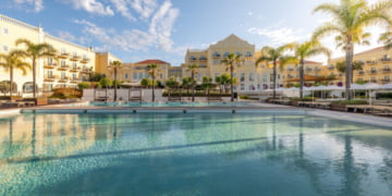 Domes Lake Algarve é integrado na rede Marriott International e tem novo visual