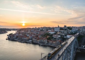 Turismo no Porto e Norte bate novo recorde na procura internacional e lidera ranking nacional de dormidas
