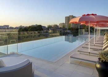 Renaissance Porto Lapa Hotel abre rooftop bar