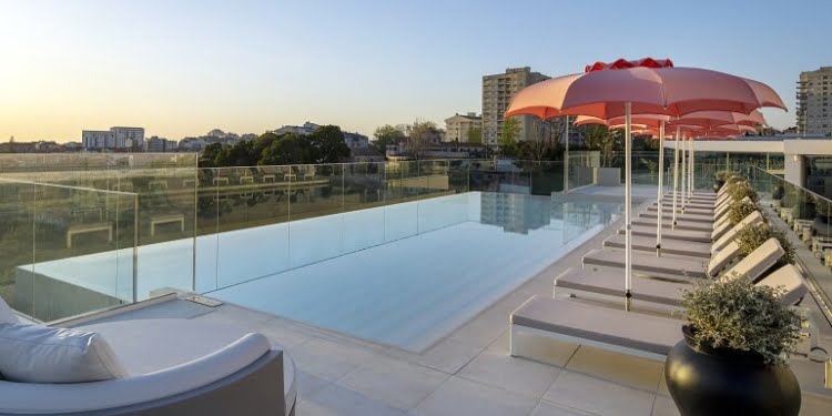 Renaissance Porto Lapa Hotel abre rooftop bar