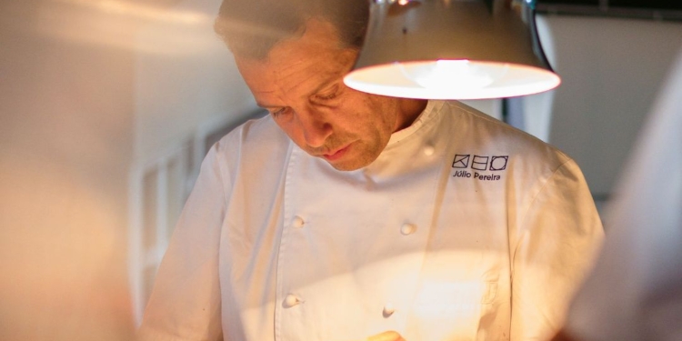 Shaun Hergatt é o primeiro chef convidado internacional do “12 chefs 12 meses”