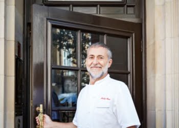 Cunard colabora com o estrelado chef Michel Roux para menus nos seus navios