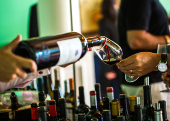 The Yeatman encerra o verão com Sunset Wine Party