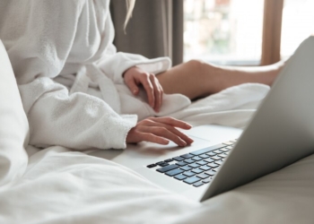 Reservas online de alojamento crescem 15,8% no segundo trimestre do ano