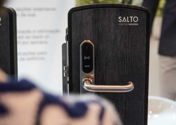 SALTO mostra como está a moldar o futuro da hotelaria na Decor Hotel 2023