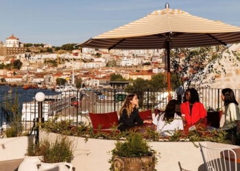 Rooftop do The Rebello nomeado para Melhor Esplanada nos Prémios Hotel & Mantel da Condé Nast traveler