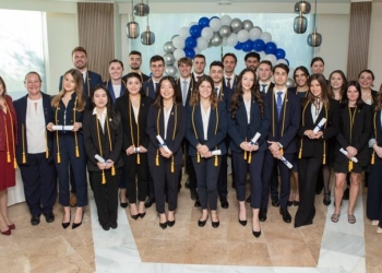 24 estudantes da Les Roches investidos no capítulo XL da fraternidade hoteleira Eta Sigma Delta