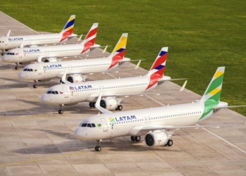 LATAM tem coleção especial de aviões com as cores dos países da América do Sul