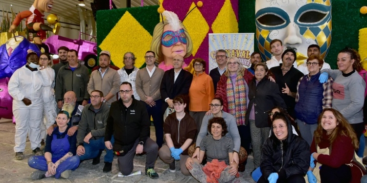 Loulé brinca com coisas sérias… mas só no Carnaval
