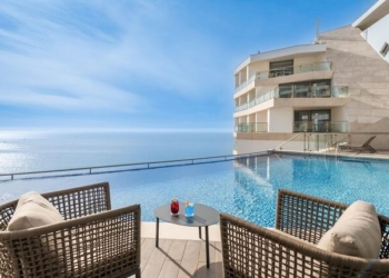 Sesimbra Oceanfront Hotel integra Preferred Hotels & Resorts