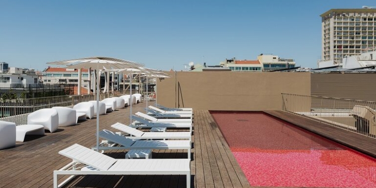 Lumen Hotel lança pacote de pequeno-almoço e acesso à piscina