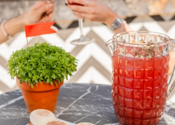 Renaissance Porto Lapa Hotel prolonga festa de São João com animação no rooftop