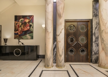 Hotel Britania celebra 80 anos de histórias e homenageia figuras ilustres