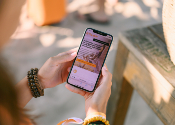 Esta app permite-lhe alugar um chapéu de sol na praia através de um clique