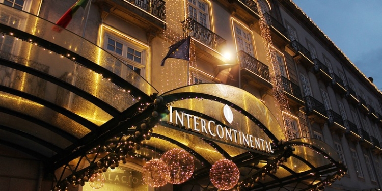 Natal do InterContinental Porto oferece jantares de grupo, cocktail party e propostas mais íntimas