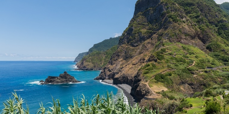 Madeira e Porto Santo, a par e passo