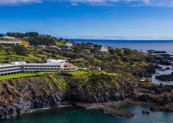 Caloura Hotel Resort integra Bensaude Hotels Collection
