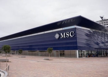 Novo terminal de cruzeiros em Barcelona recebe o seu primeiro passageiro