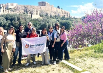 Agentes de viagem exploram a Grécia em famtrip da Lusanova