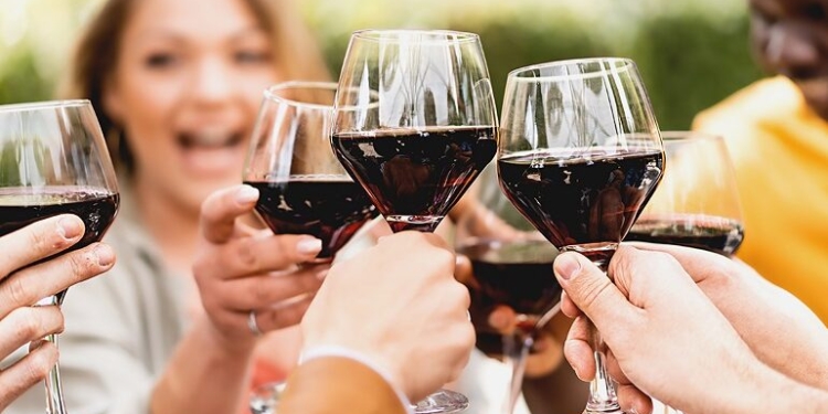 Hotel Vila Galé Ópera recebe os melhores vinhos de Portugal no evento Paixão Pelo Vinho Awards Wine Party