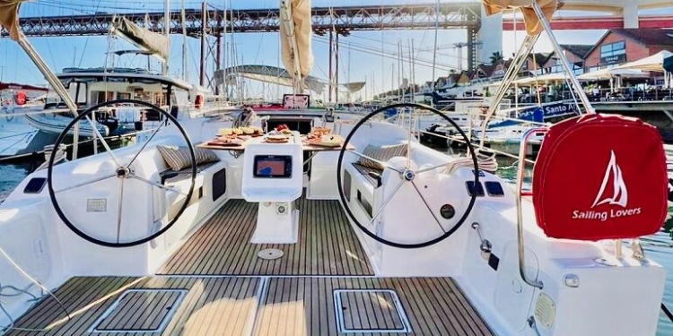 Sailing Lovers: 15 anos de experiências náuticas exclusivas