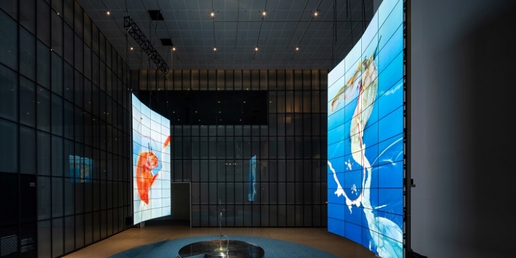 LG estreia parceria com museu internacional para aproximar a arte digital do público