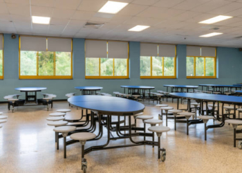 Clan está a recrutar mais de 300 profissionais para cantinas em todo o país 