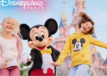 Solférias lança novos programas combinados Paris e Disneyland Paris