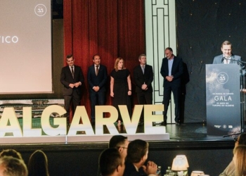 Turismo do Algarve distingue personalidades e entidades na gala dos 55 anos da RTA