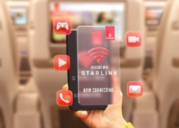 Emirates vai equipar toda a frota com Starlink nos próximos dois anos