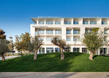 Hyatt Regency Lisboa termina 2025 com 17 distinções e reforça posição entre os melhores hotéis de luxo da Europa