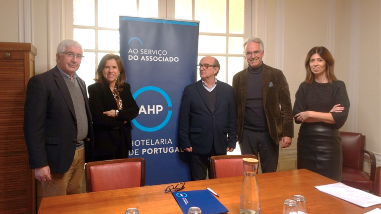 AHP e SITESE assinam revisão global do Contrato Coletivo de Trabalho para 2026