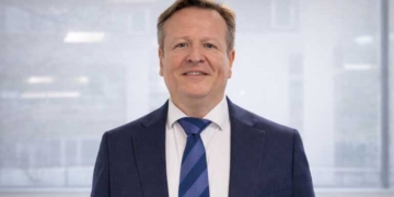 Sommet Education nomeia Spencer Coles como novo Diretor Executivo