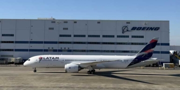 LATAM Airlines recebe primeiro Boeing 787-9 com motores GEnx e acelera renovação da frota de longo curso