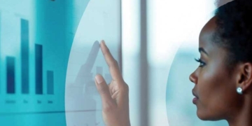 Novo relatório WiTH Africa revela progressos e desafios no acesso a dados de turismo em África