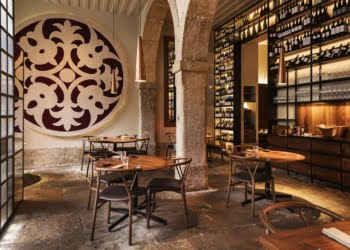 Celebrar 2019 com duas estrelas Michelin no restaurante ALMA