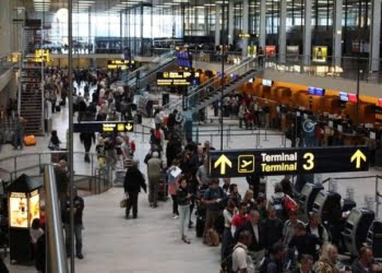 UE pondera voltar a proibir entrada de turistas dos EUA