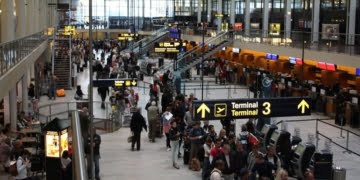 UE pondera voltar a proibir entrada de turistas dos EUA