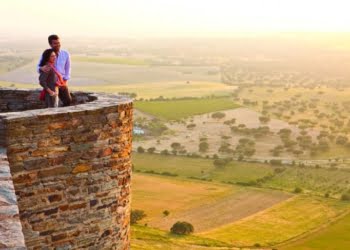 INE: Turismo com ligeira recuperação em dezembro de 2020