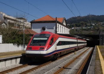 Volta Int.: “Comboios da UE perdem 26 milhões de euros de receita devido à Covid-19 em 2020”