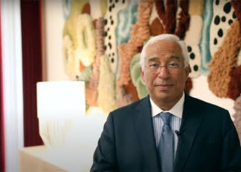 União Europeia admite criação de “passaporte de vacinação” até ao verão