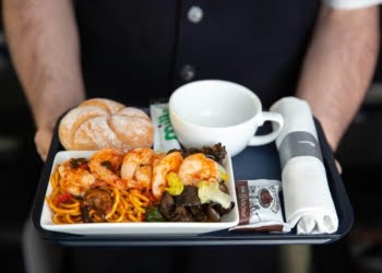 World Traveller Plus: British Airways renova o seu serviço em económica premium