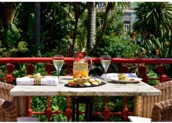 Pestana Palace reabre Casa do Lago e dá as boas-vindas ao famoso Chic Nic