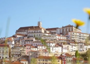 Forbes destaca Coimbra como uma das cidades portuguesas mais “deslumbrantes”
