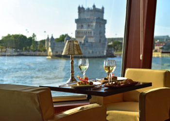 Sugestão Ambitur: Confeitaria Nacional River Cruise